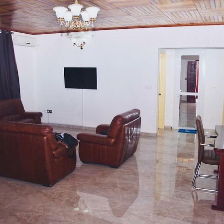 Hotel La Couronne Rw Yaoundé Eksteriør billede